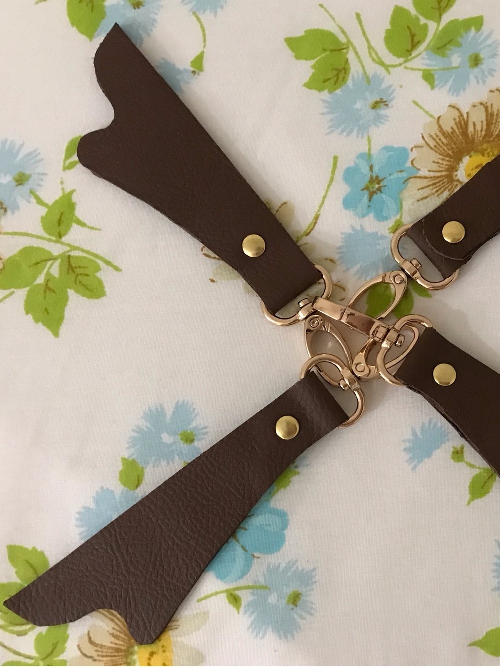 🚨Reserved 🚨 Lot of 4 Brown Leather Connector with Gold Hardware Keychain